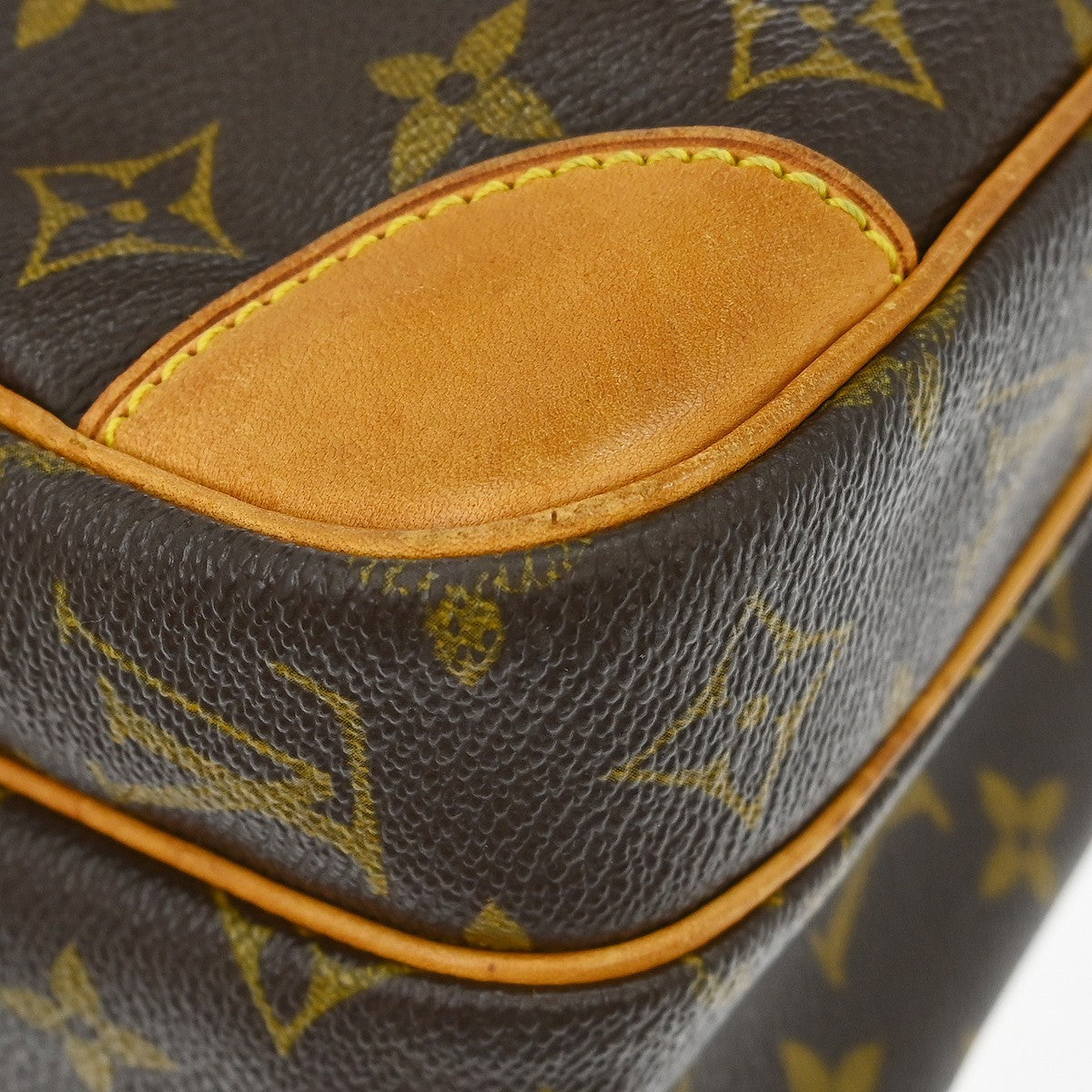 Louis Vuitton Nil Messenger Monogram Canvas, Brown, Canvas, Shoulder Bag