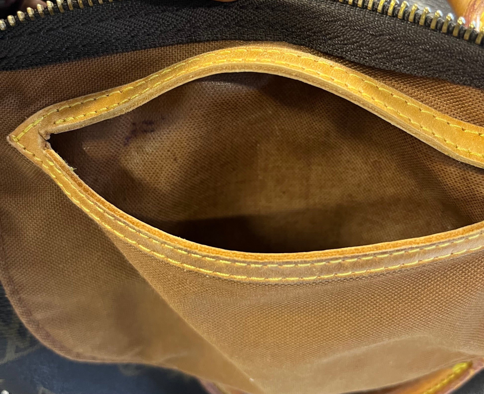 Louis Vuitton Speedy Monogram Canvas, Brown, Canvas, Handbag