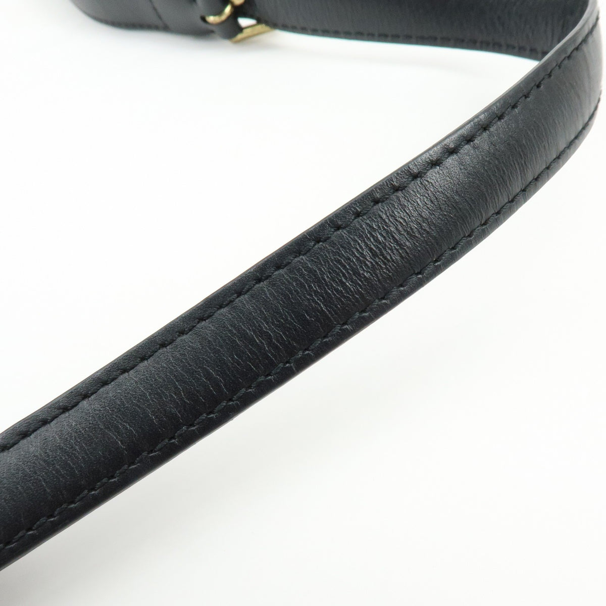 Louis Vuitton Capucines Epi Leather, Black, Leather, Handbag