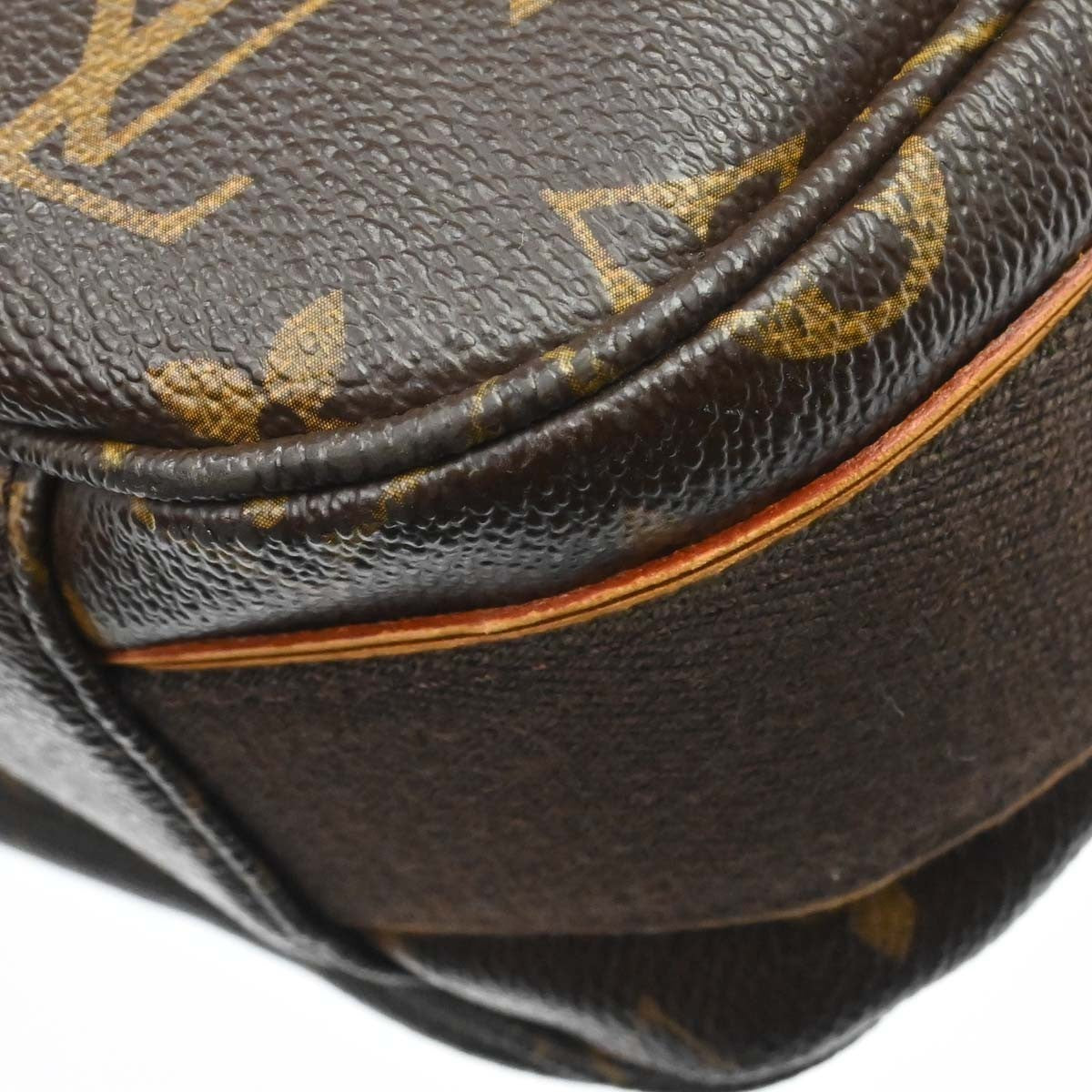 Louis Vuitton Beaubourg Messenger Monogram Canvas, Brown, Canvas, Handbag