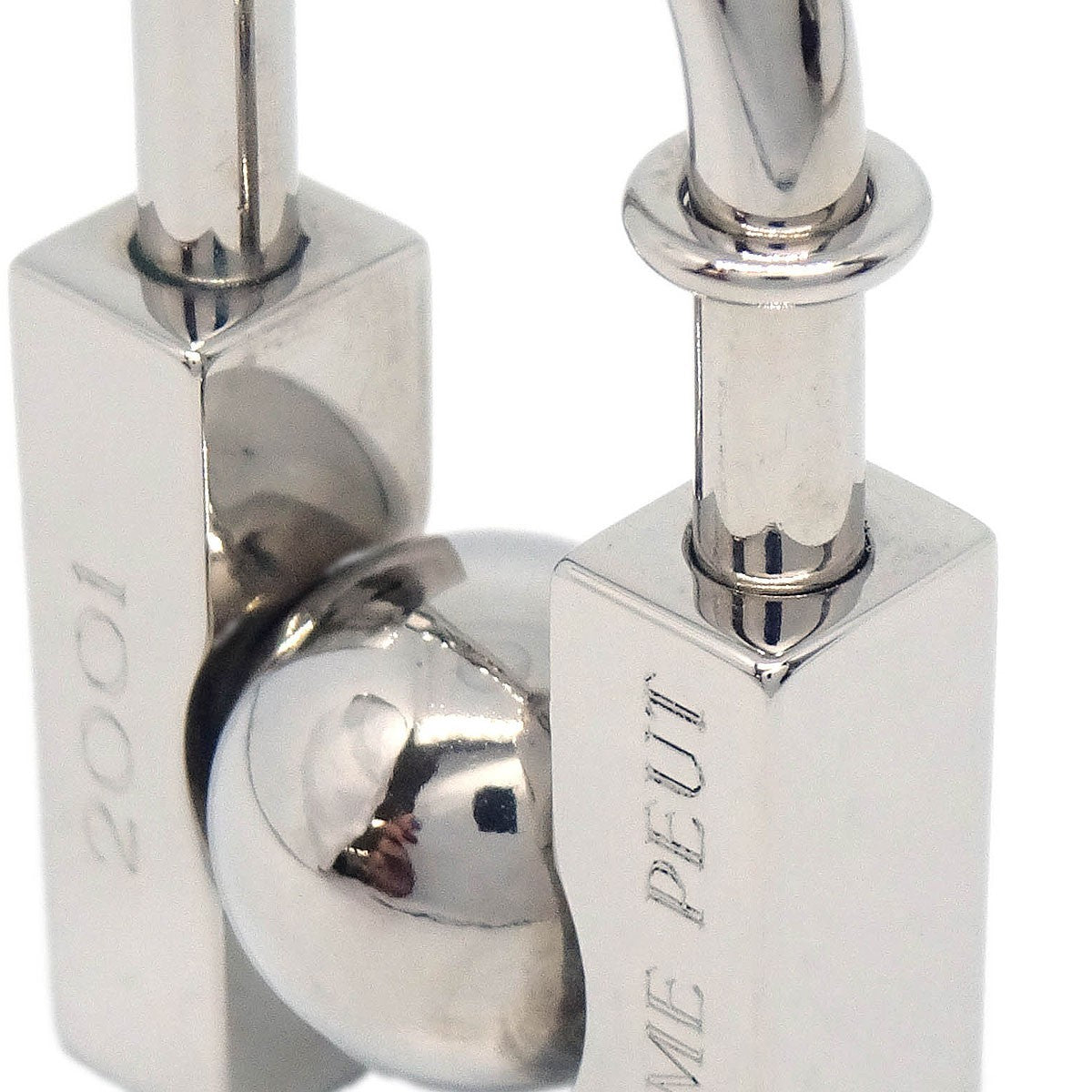 Hermes LHomme Peut Embellir La Terre Cadena Lock Charm Metal, Silver, Silver Plated, Charm