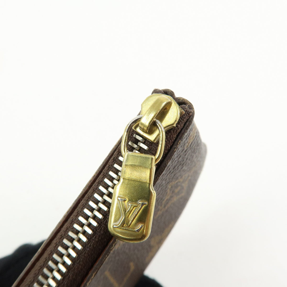Louis Vuitton Key Monogram Canvas, Brown, Canvas, Clutch