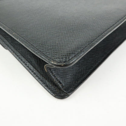 Louis Vuitton Selenga Pochette Taiga Leather, Black, Leather, Clutch