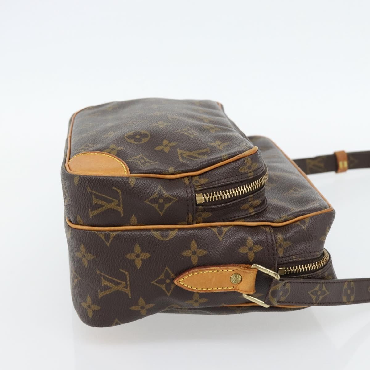 Louis Vuitton Nil Messenger Monogram Canvas, Brown, Canvas, Shoulder Bag