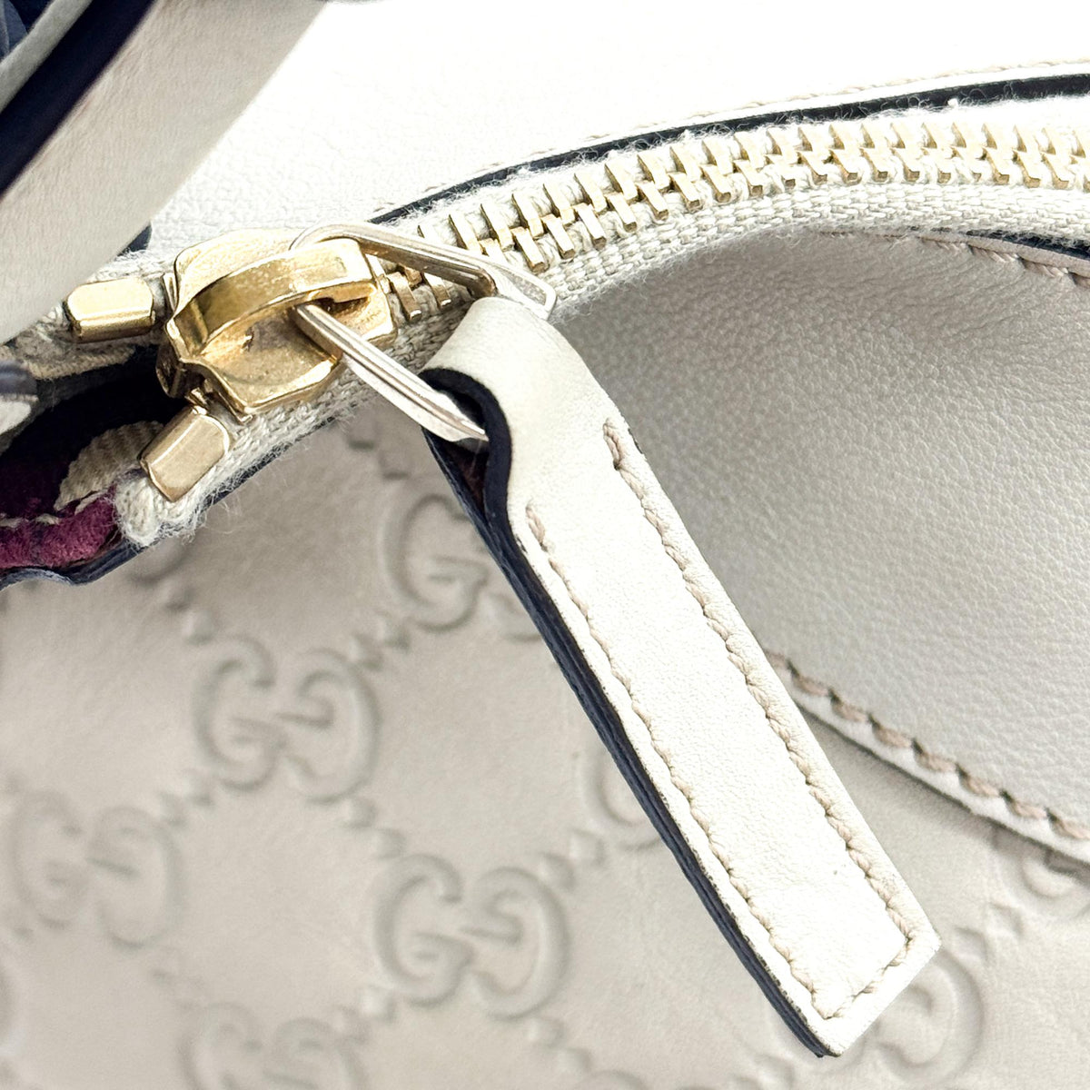 Gucci D Gold Hobo Guccissima Leather, Beige, Leather, Shoulder Bag