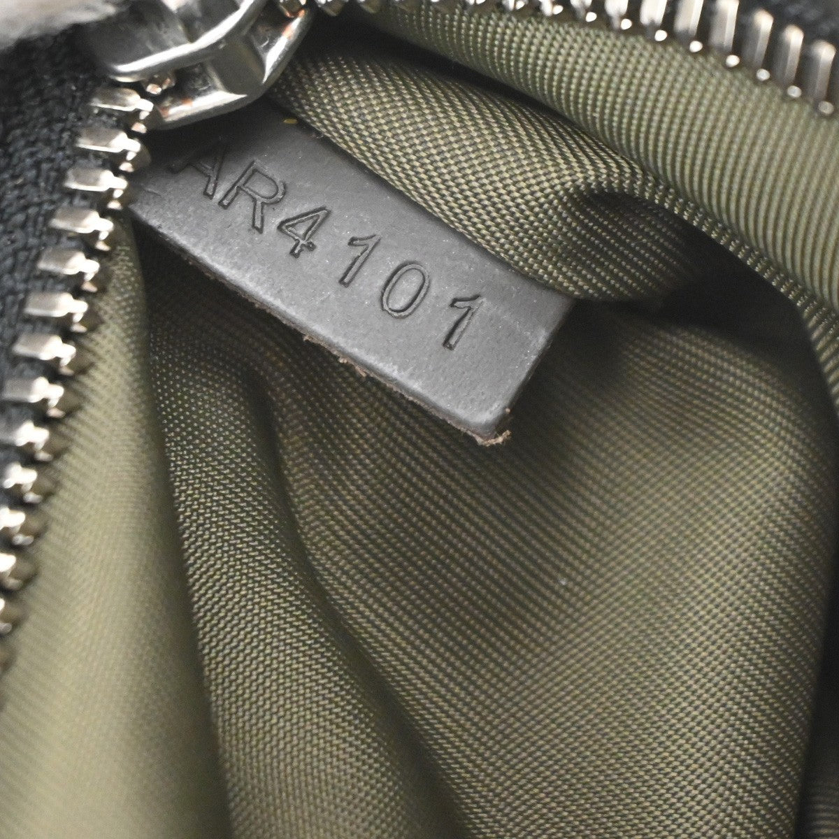 Louis Vuitton Acrobate Waist Damier Geant Canvas, Black, Canvas, Handbag