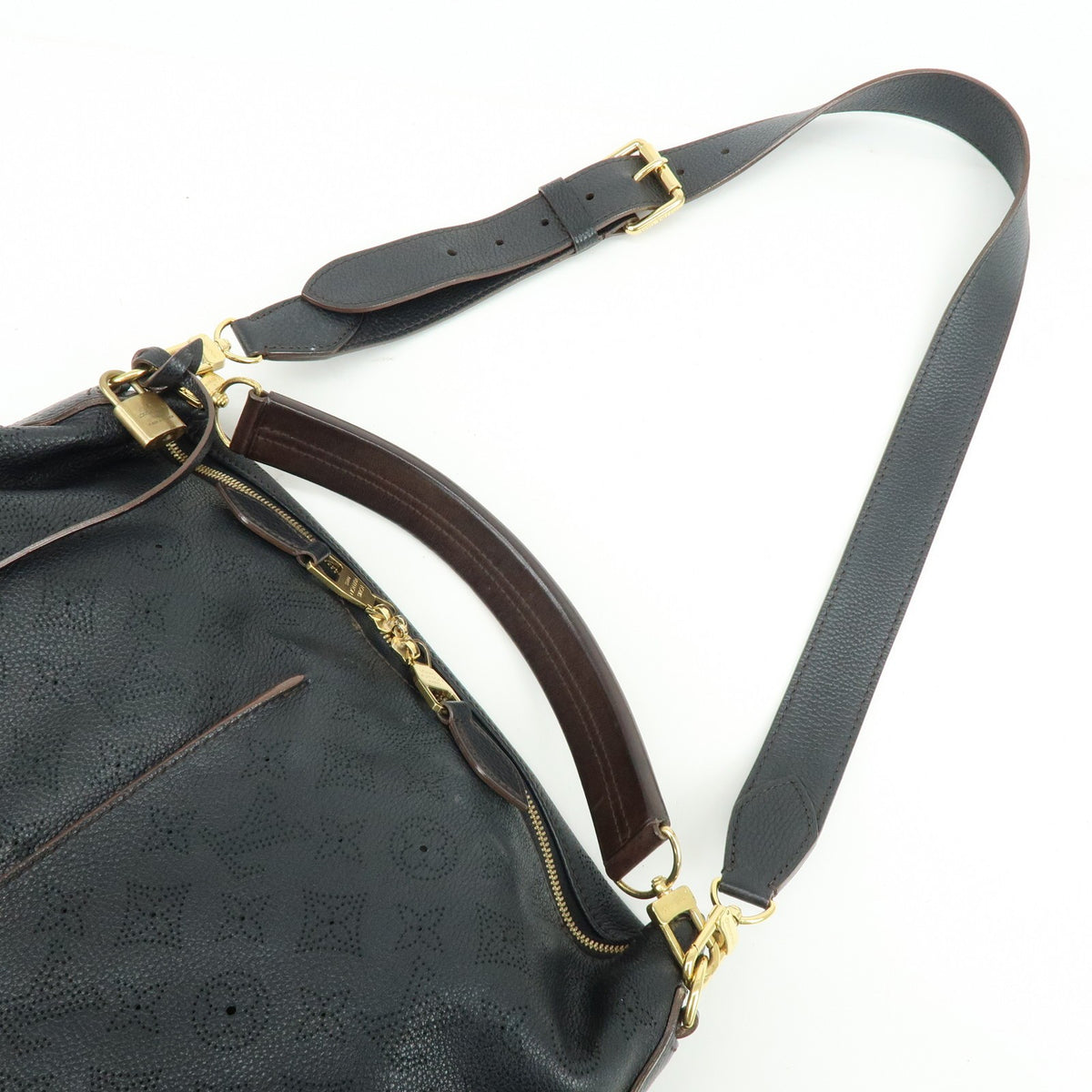 Louis Vuitton Selene Mahina Leather, Black, Leather, Handbag