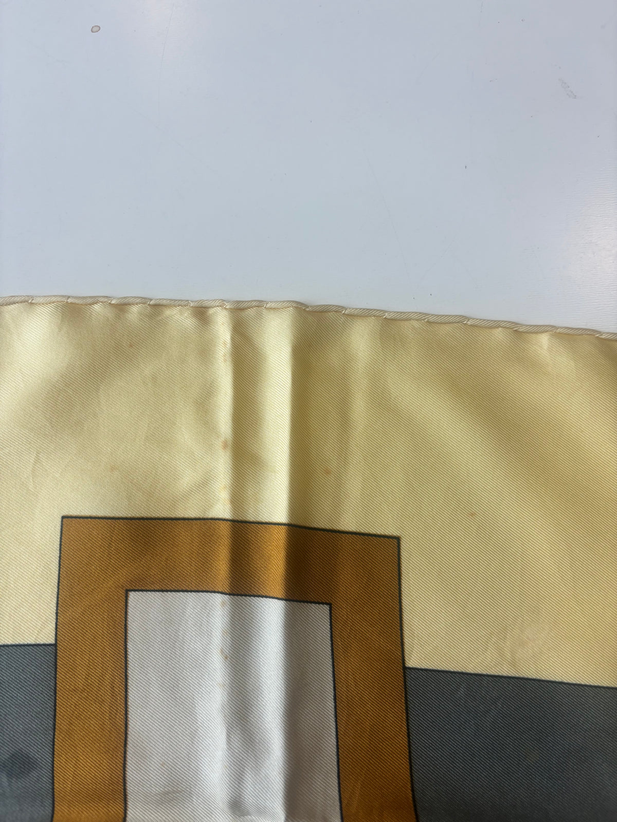 Hermes Carré 90 Silk multicolor, Multicolour, Silk, Scarf
