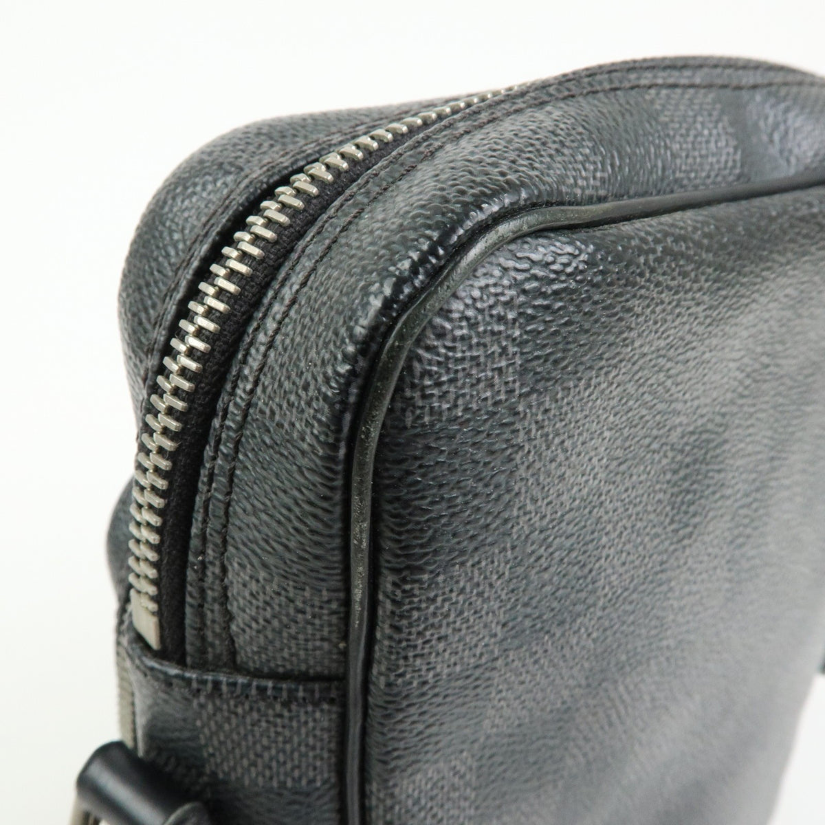 Louis Vuitton Rem Damier Graphite, Black, Canvas, Handbag