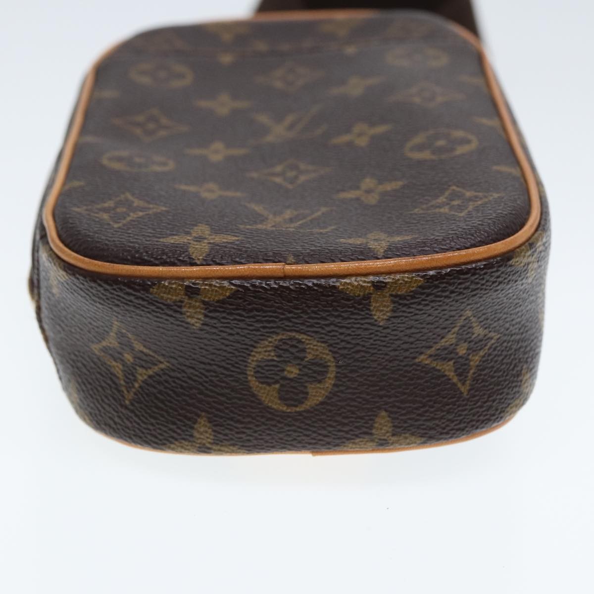 Louis Vuitton Pochette Gange Monogram Canvas, Brown, Canvas, Clutch