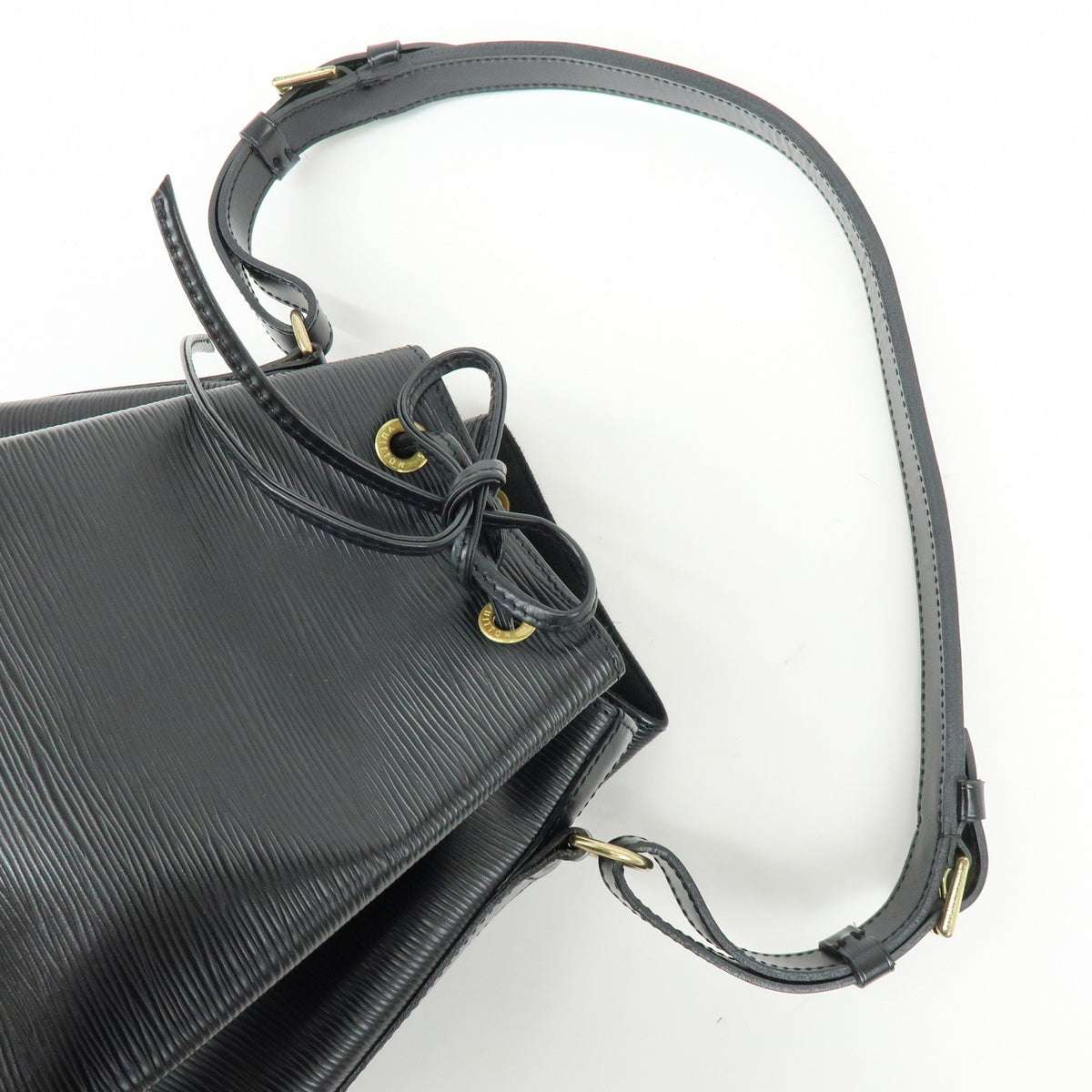 Louis Vuitton Noe Epi Leather, Black, Leather, Shoulder Bag
