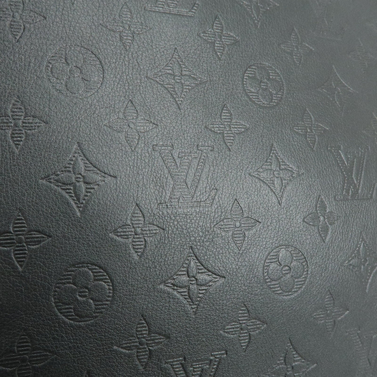 Louis Vuitton Discovery Pochette Monogram Shadow Leather, Black, Leather, Clutch