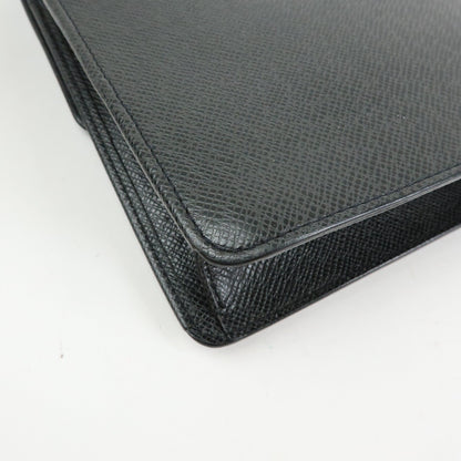 Louis Vuitton Selenga Pochette Taiga Leather, Black, Leather, Clutch