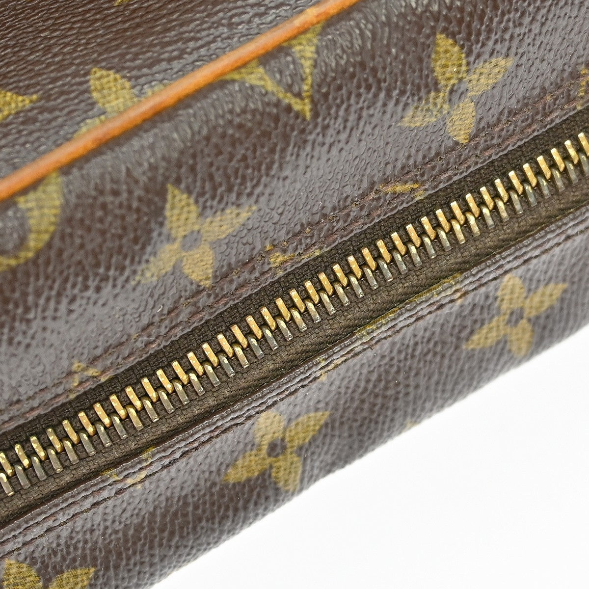 Louis Vuitton Nil Messenger Monogram Canvas, Brown, Canvas, Shoulder Bag