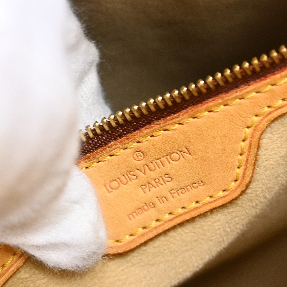 Louis Vuitton Looping Monogram Canvas, Brown, Canvas, Handbag