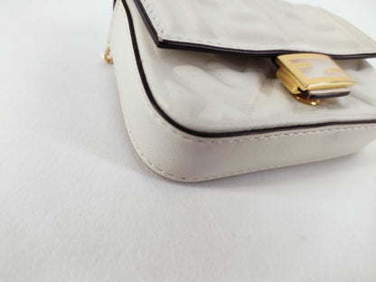 Fendi logo zip pouch FF Printed Leathear, White, Leather, Clutch