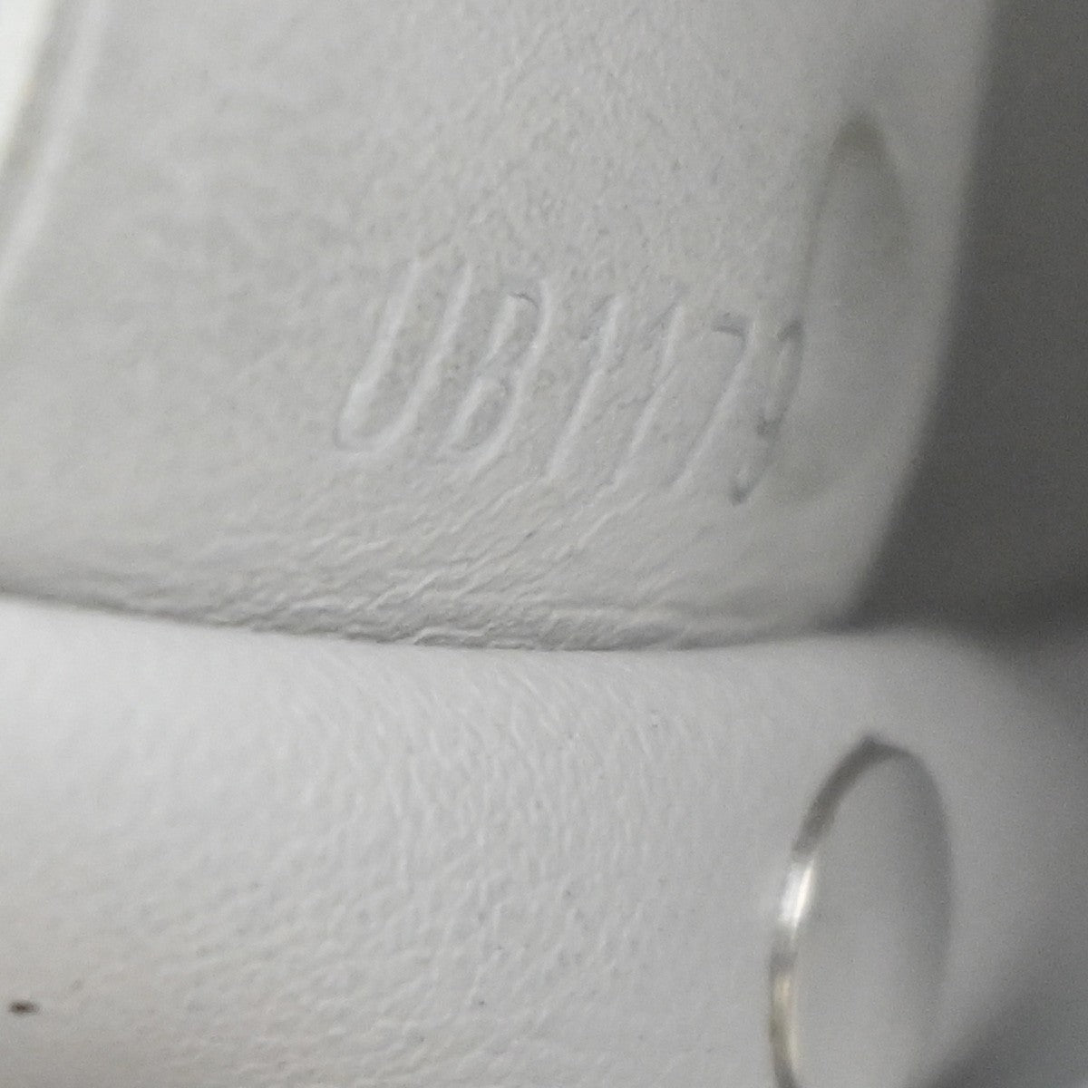 Louis Vuitton Discovery Monogram Taigarama, White, Leather, Wallet