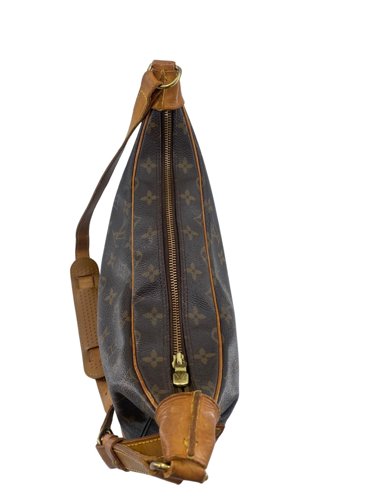 Louis Vuitton Boulogne, Brown, Leather, shoulder