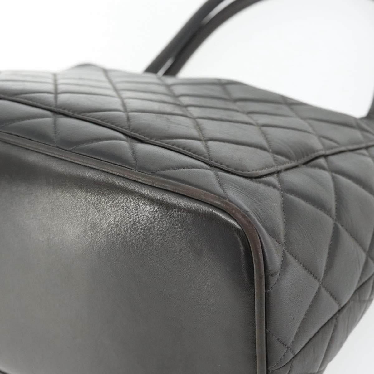 Chanel Matelassé Lambskin leather, Black, Leather, Tote Bag