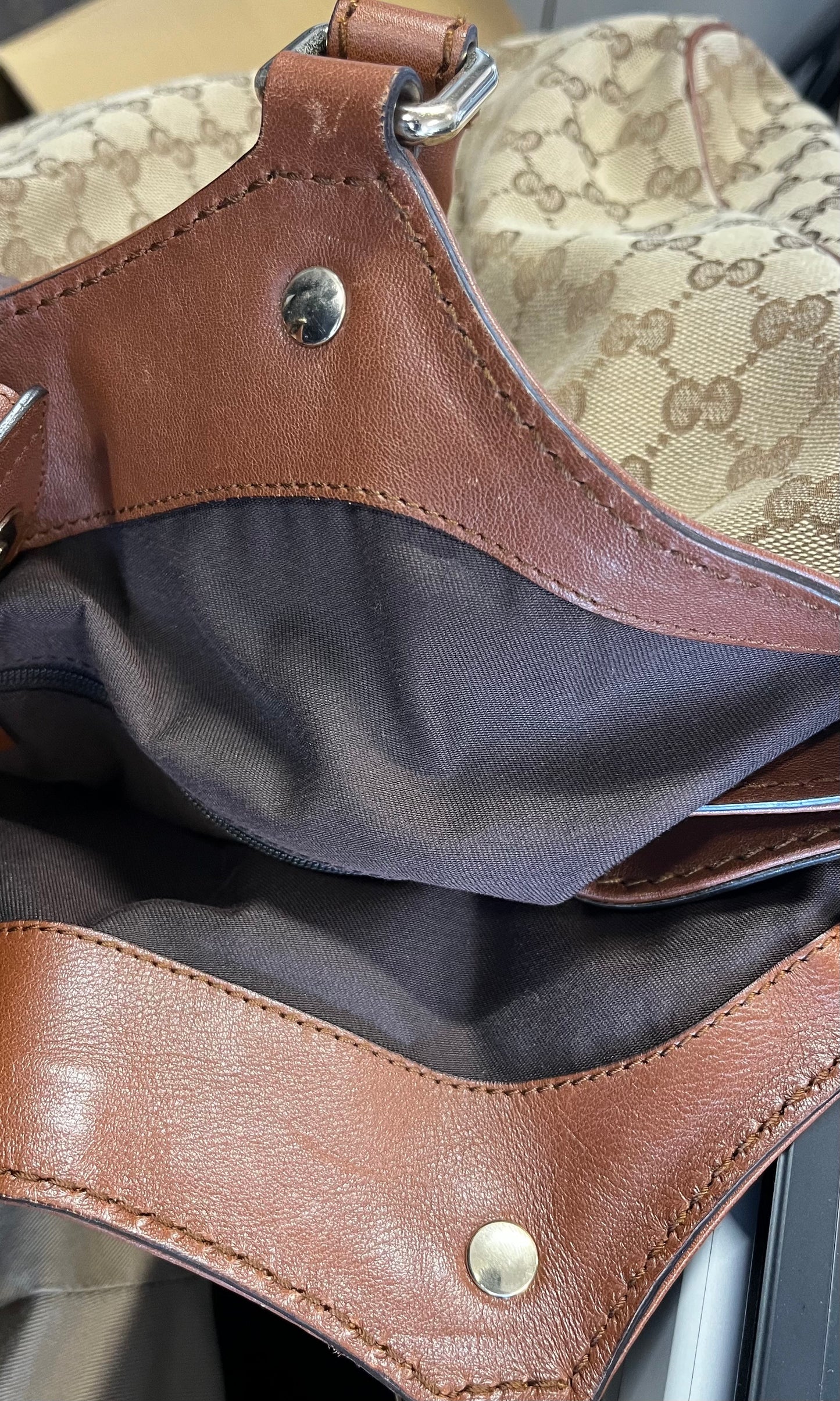 Gucci Sukey Canvas, Beige, Canvas, Handbag