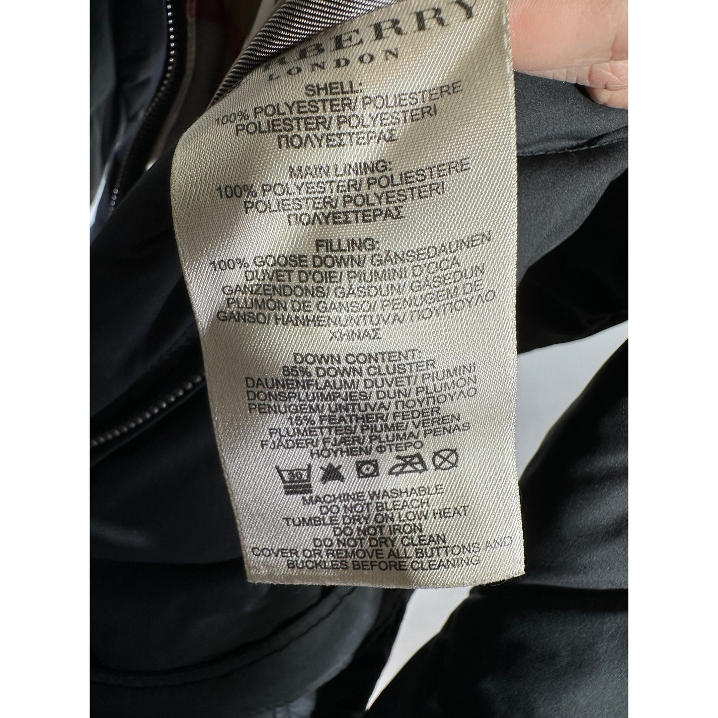 Пуховик Burberry