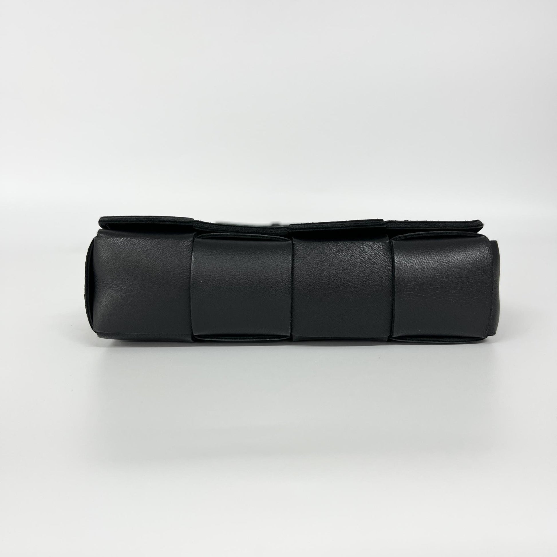 Bottega Veneta Cassette Belt Maxi Intrecciato Leather, Black, Leather, Clutch