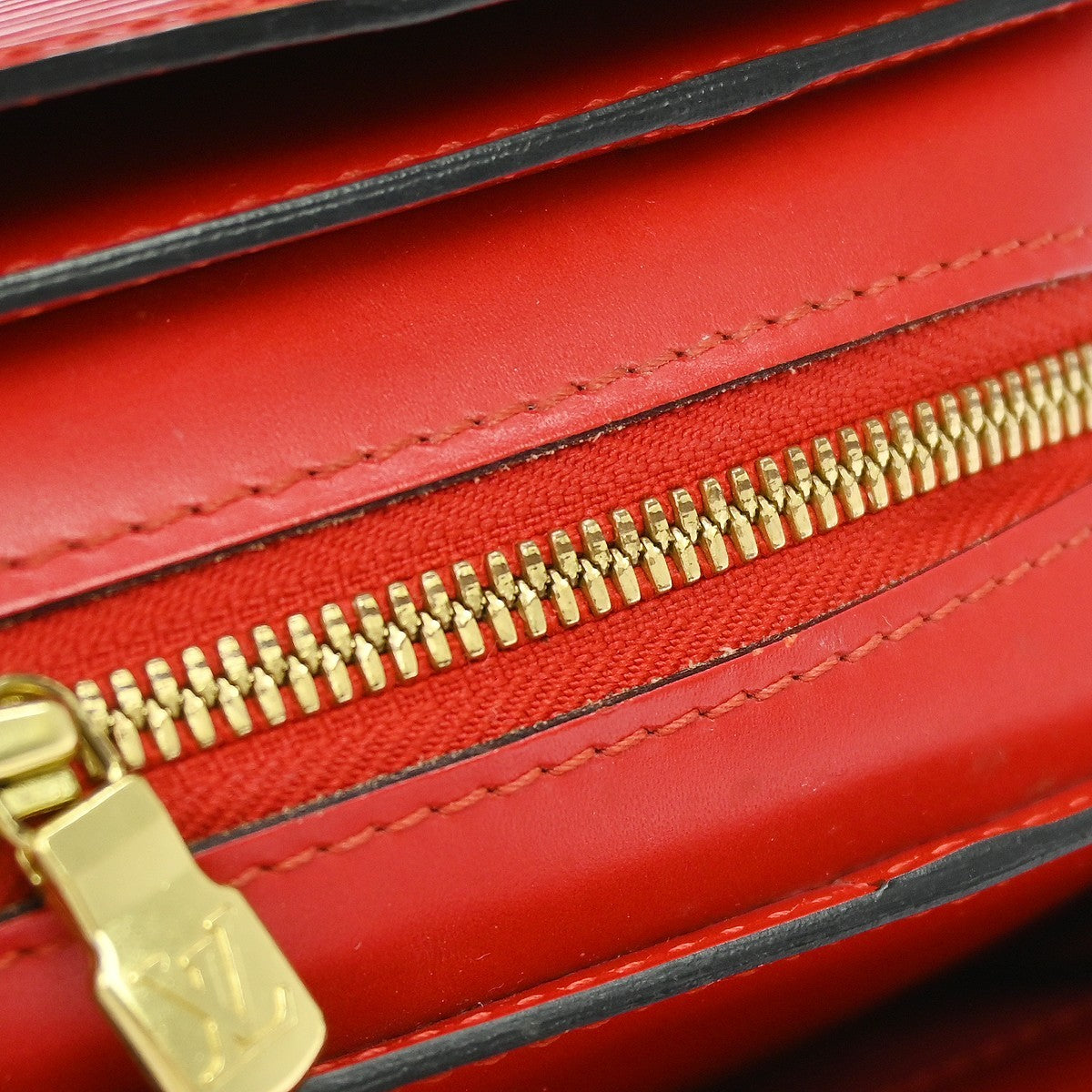 Louis Vuitton Pont Neuf Epi Leather, Red, Leather, Handbag