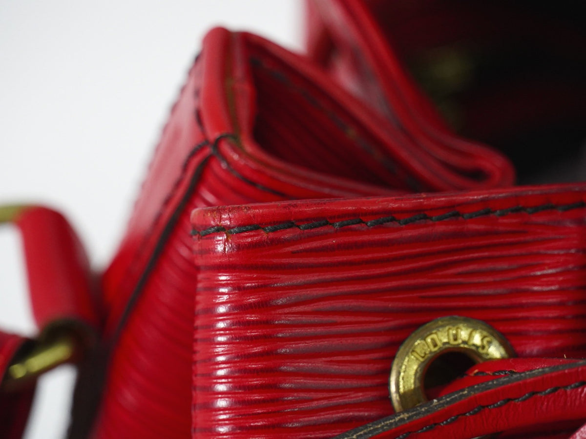 Louis Vuitton Petit Noe Epi Leather, Red, Leather, Handbag
