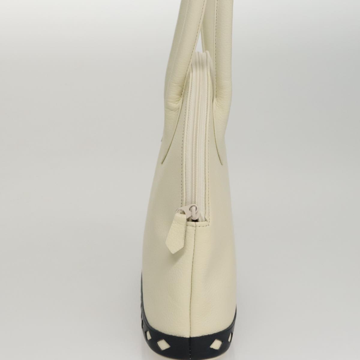 Saint Laurent Handbag Dome Diamond leather, White, Leather, Handbag