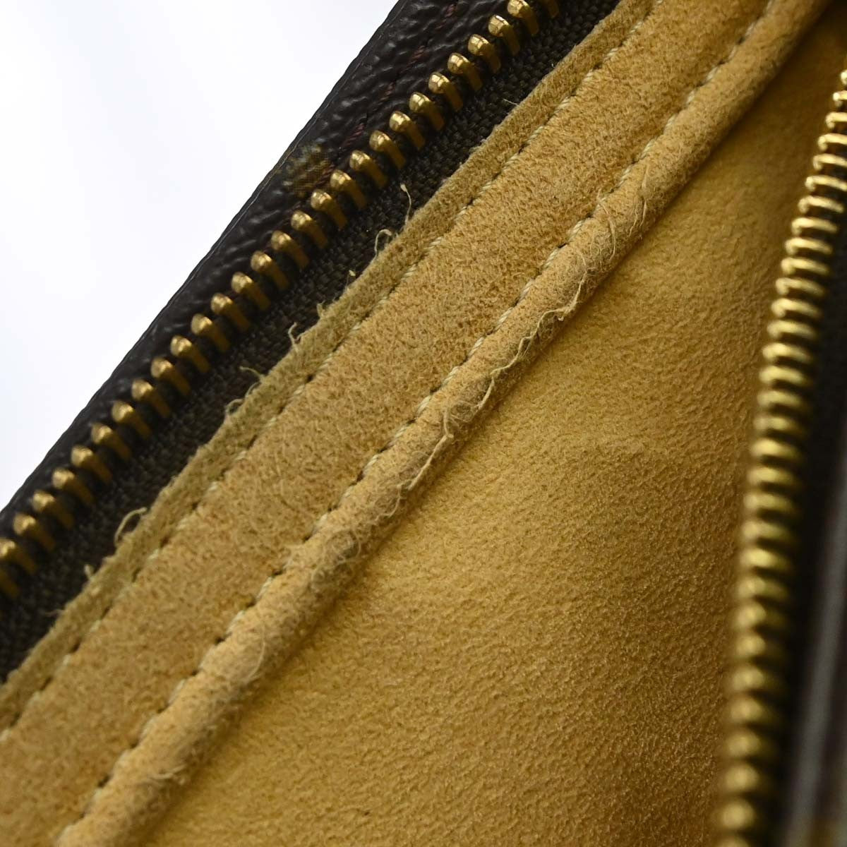 Louis Vuitton Monogram Looping Monogram Canvas, Brown, Canvas, Shoulder Bag