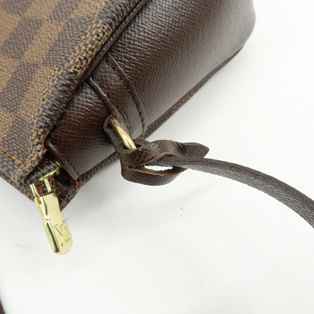 Louis Vuitton Trousse Make Up Damier, Brown, Canvas, Clutch