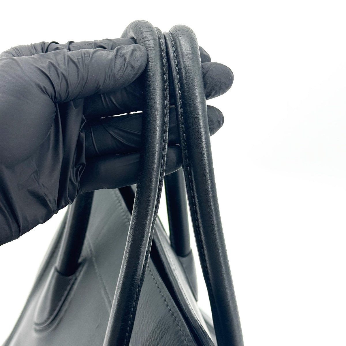 Celine Luggage Smooth Leather, Black, Leather, Handbag