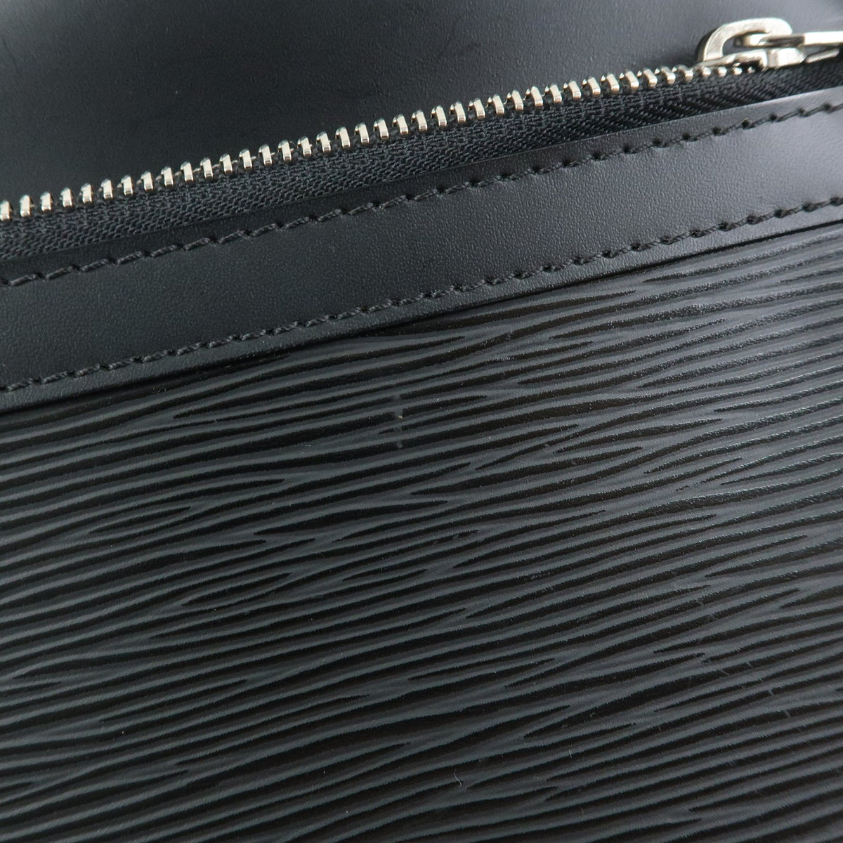 Louis Vuitton Hoche Clutch Epi Leather, Black, Leather, Clutch