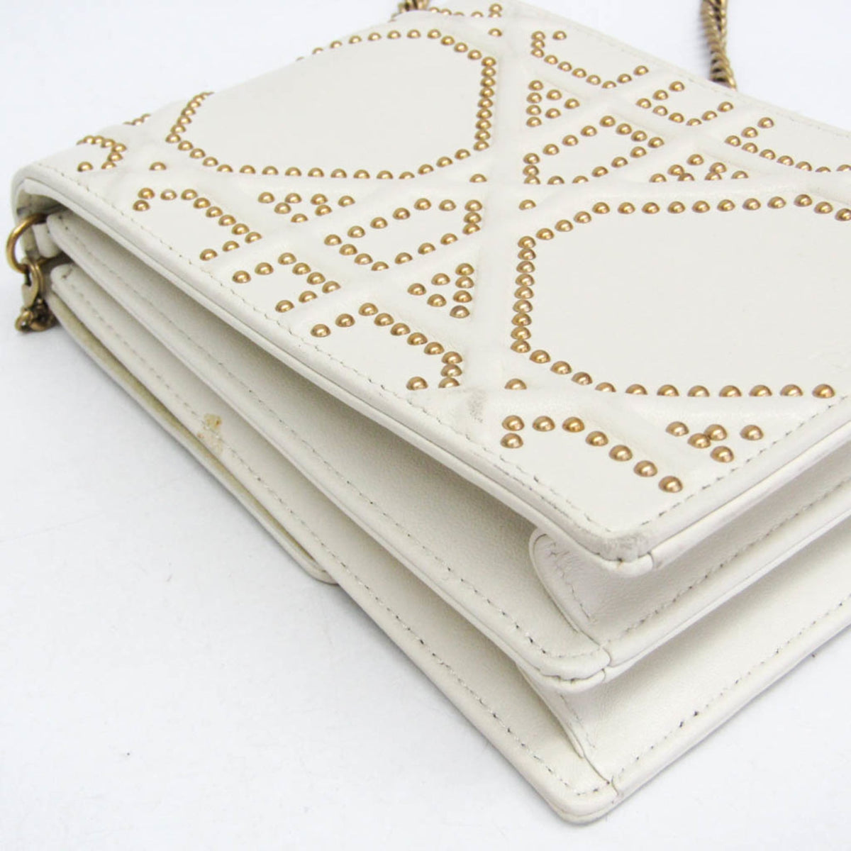 Christian Dior Diorama Vertical Clutch on Chain Studded Leather, White, Leather, Clutch