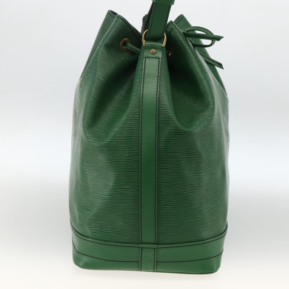 Louis Vuitton Noé Epi, Green, Leather, Shoulder Bag