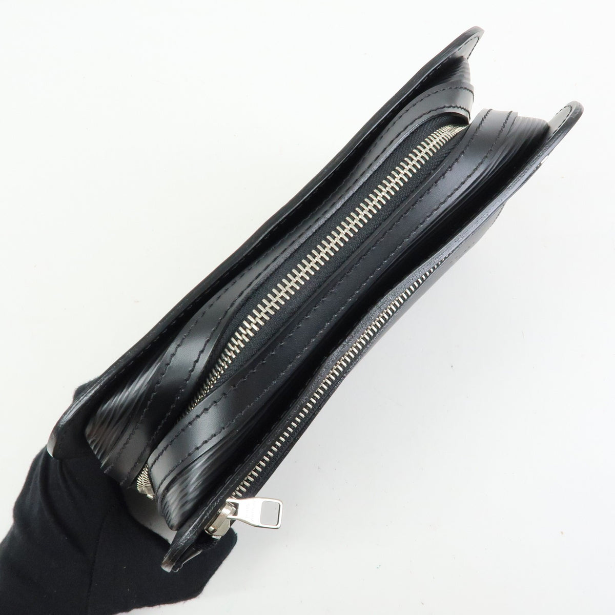 Louis Vuitton Hoche Clutch Epi Leather, Black, Leather, Clutch