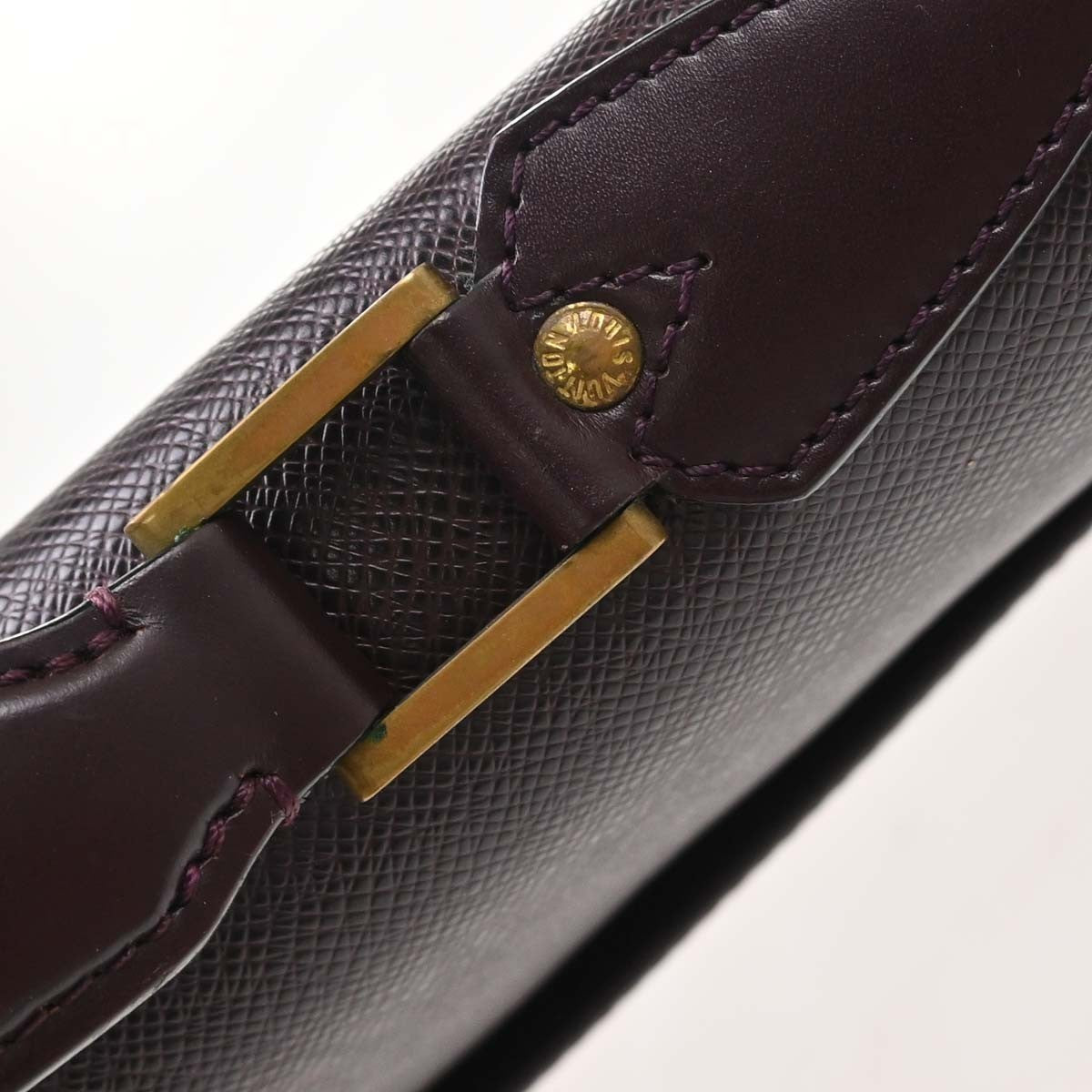 Louis Vuitton Serviette Moskova Taiga Leather, Purple, Leather, Briefcase