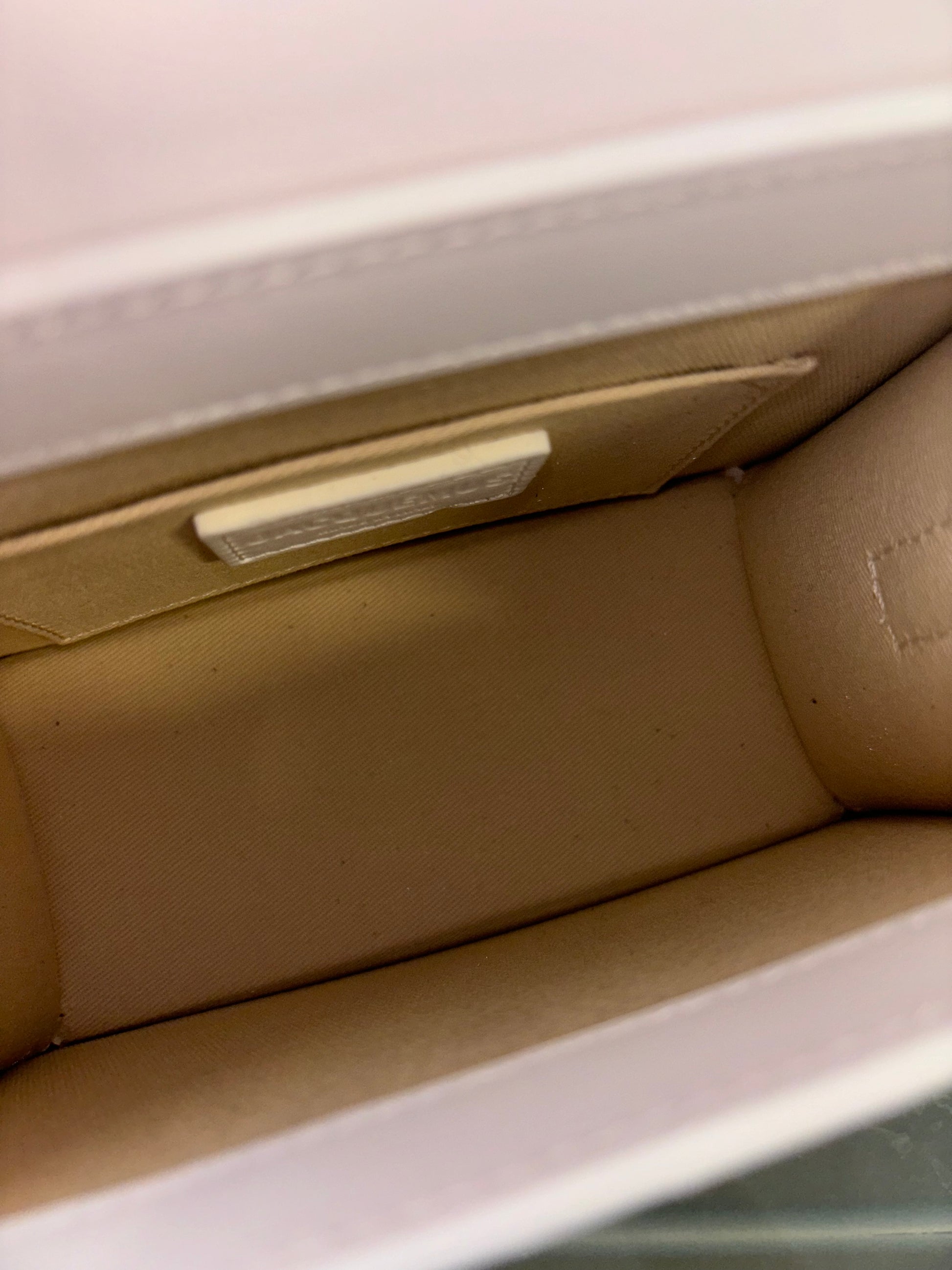 Jacquemus Le Chiquito Moyen Leather, White, Leather, Handbag