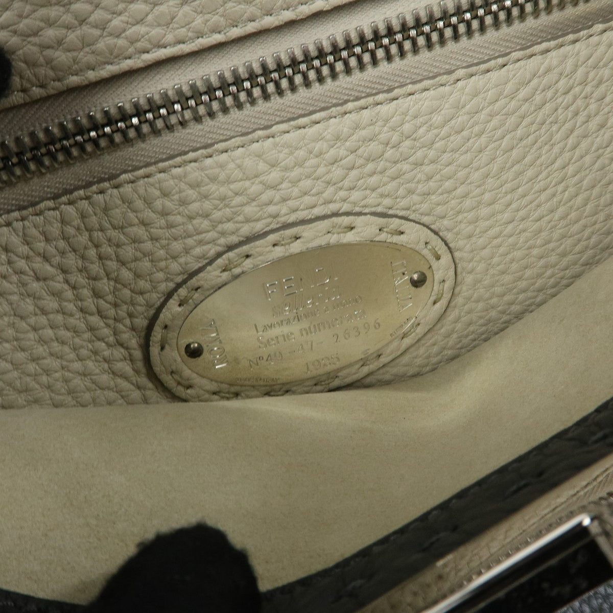 Fendi Selleria Peekaboo Leather, Gray, Leather, Handbag