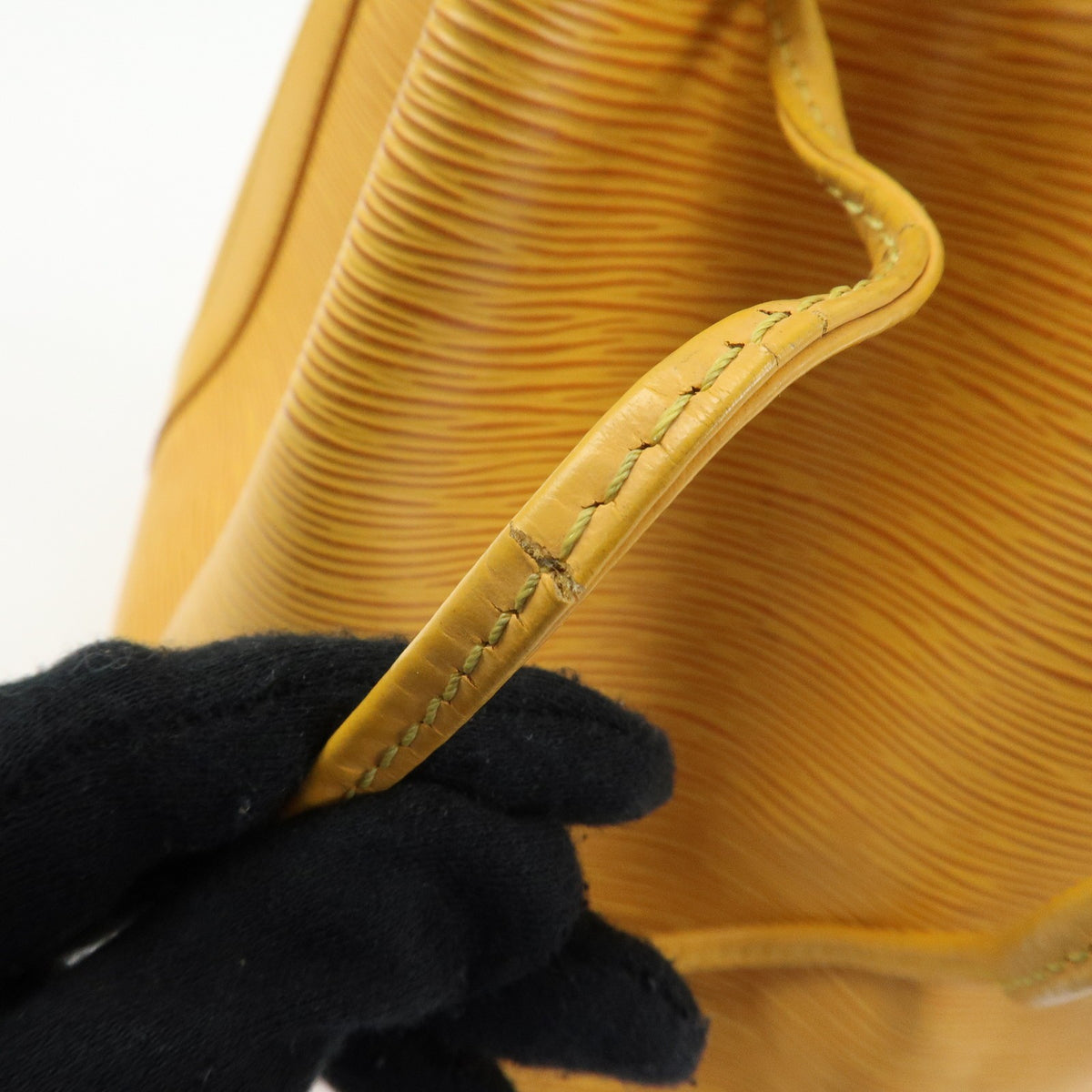 Louis Vuitton Petit Noe Epi Leather, Yellow, Leather, Handbag