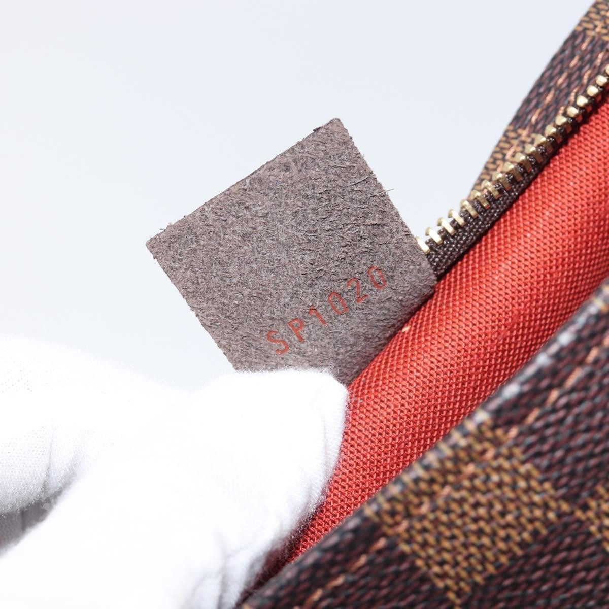 Louis Vuitton Trousse Make Up Damier, Brown, Canvas, Clutch