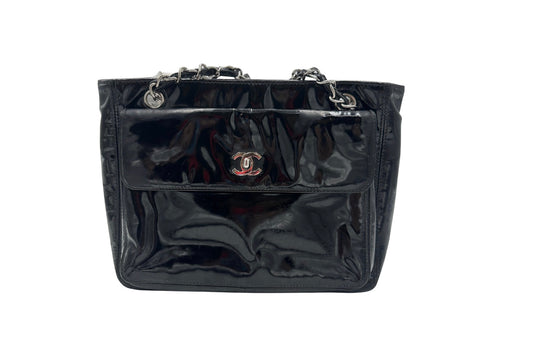 Chanel BLACK PATENT LEATHER HANDBAG diana, Black, Patent Leather, Shoulder Bag