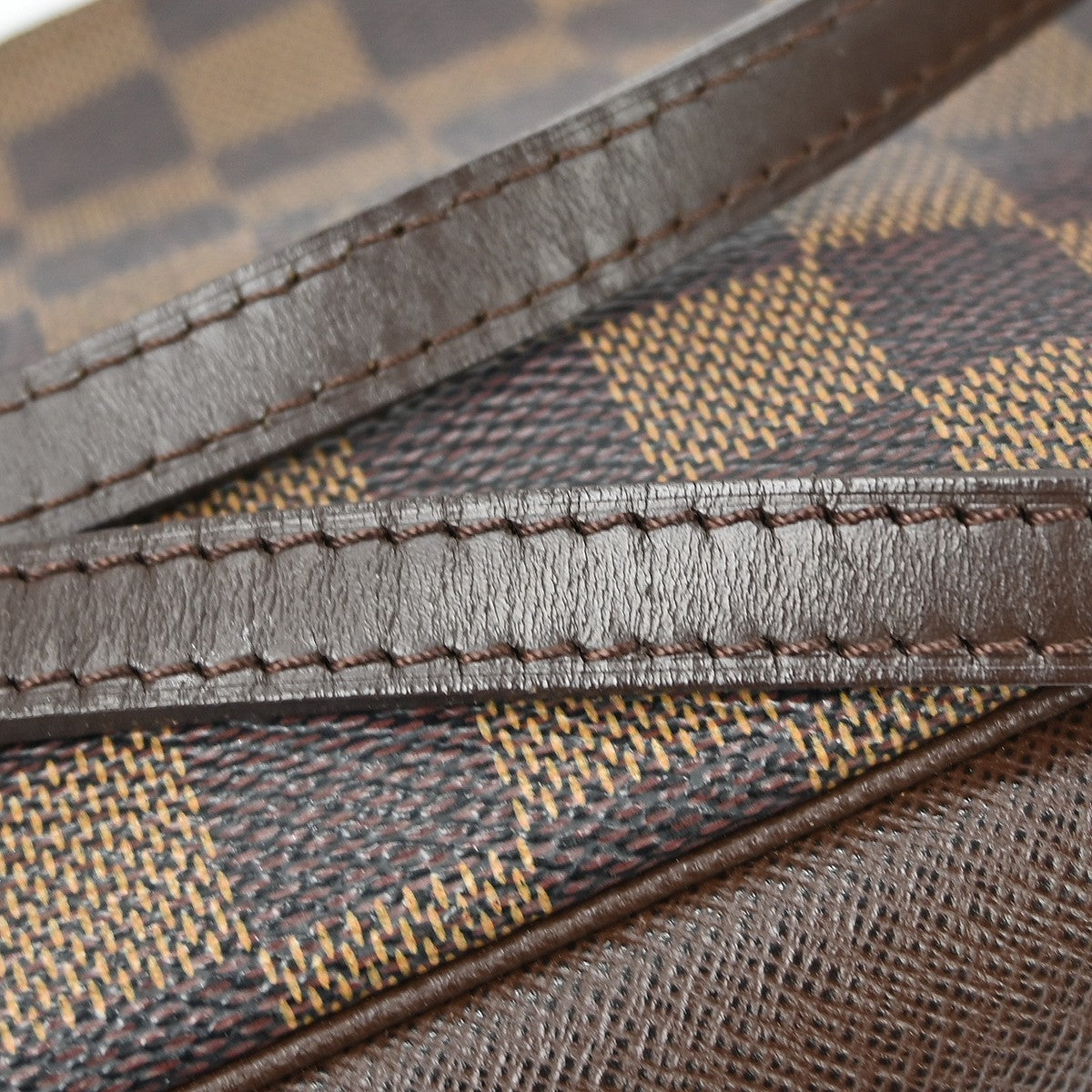 Louis Vuitton Trousse Make Up Damier Canvas, Brown, Canvas, Clutch