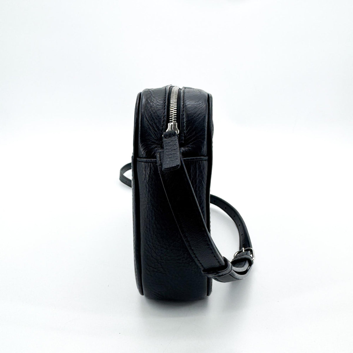 Balenciaga Everyday Camera Leather, Black, Leather, Handbag