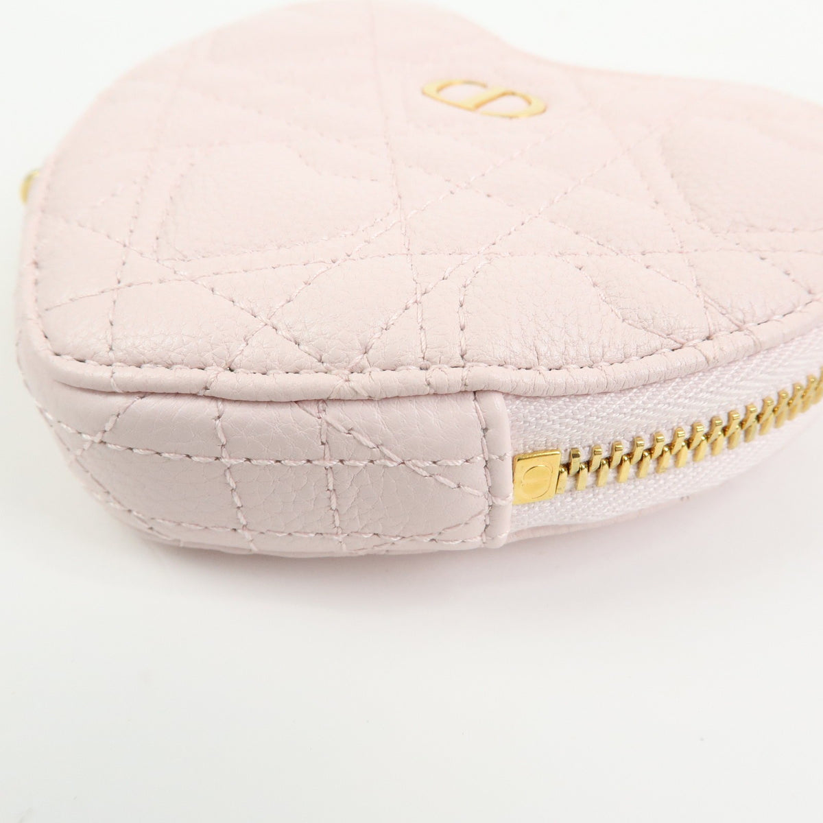 Christian Dior DiorAmour Caro Heart Pouch with Chain Cannage Quilt Calfskin, Pink, Leather, Clutch