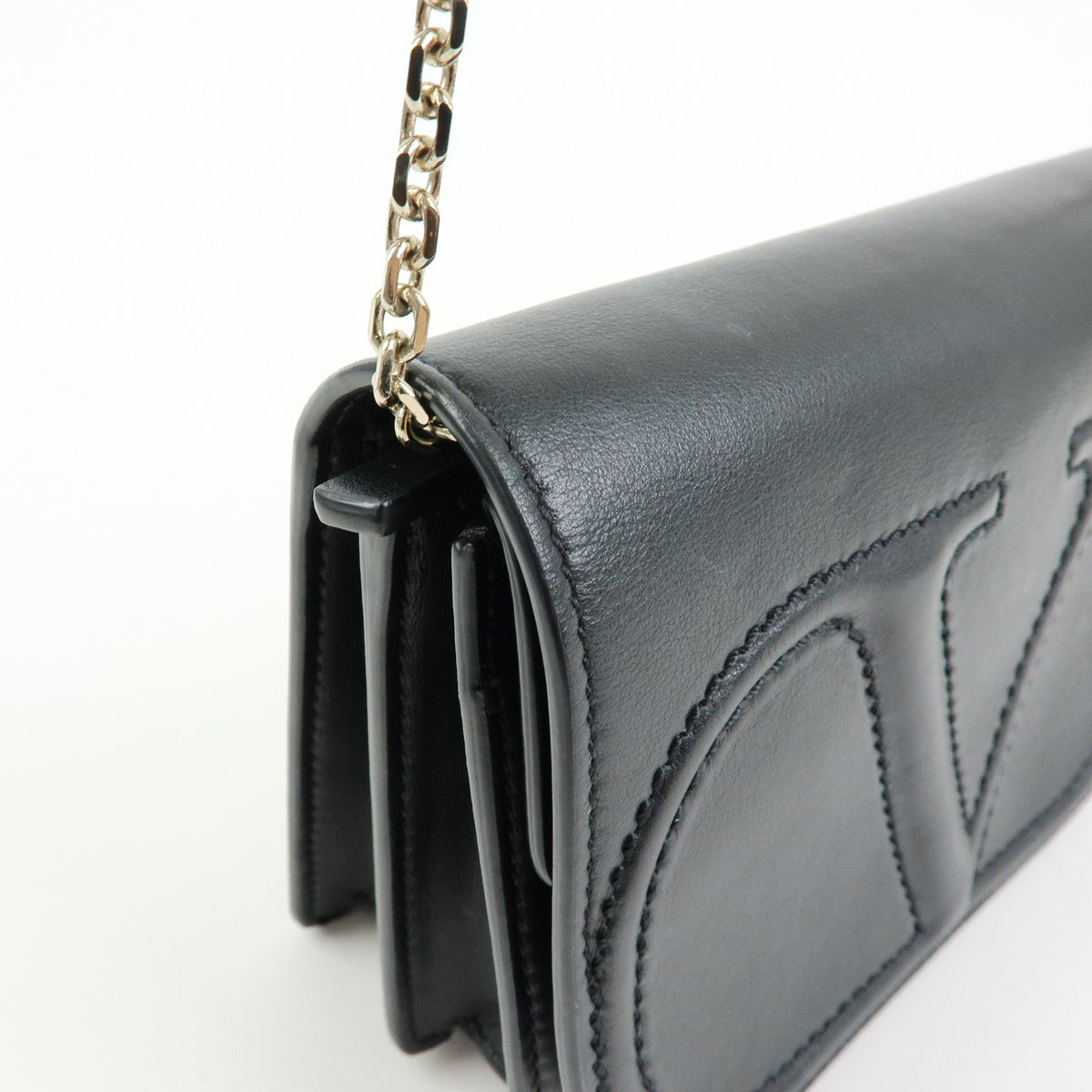 Valentino Garavani VLogo Full Flap Chain Leather, Black, Leather, Shoulder Bag