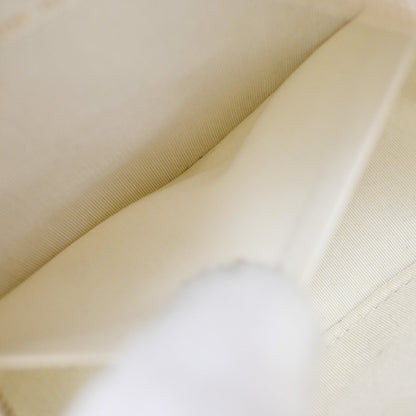 Chanel Chanel 19 Quilted, White, Leather, Clutch