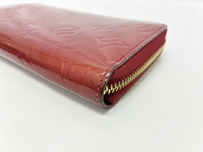 Louis Vuitton Zippy Monogram Vernis, Red, Patent Leather, Wallet