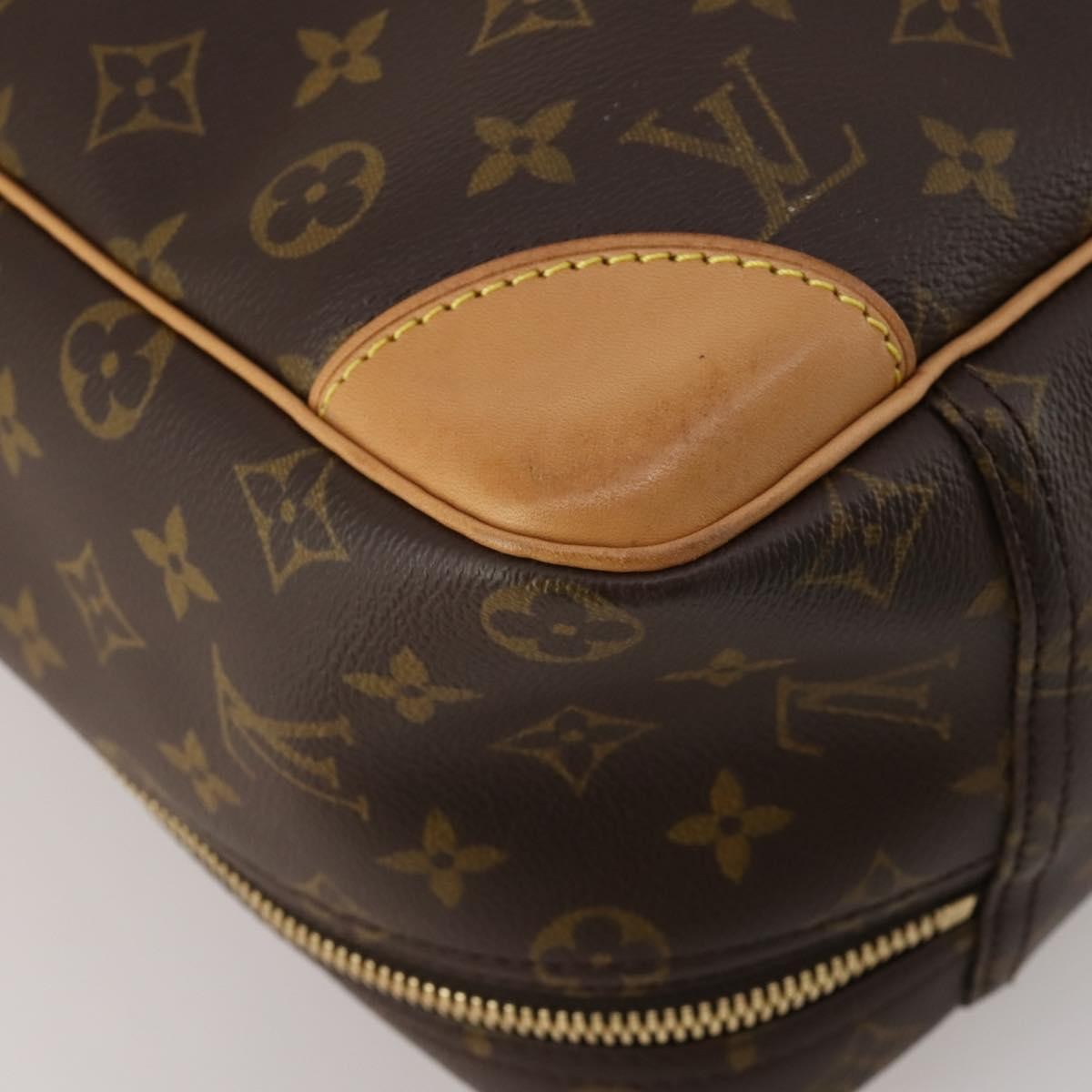 Louis Vuitton Sirius Monogram, Brown, Canvas, Travel Bag