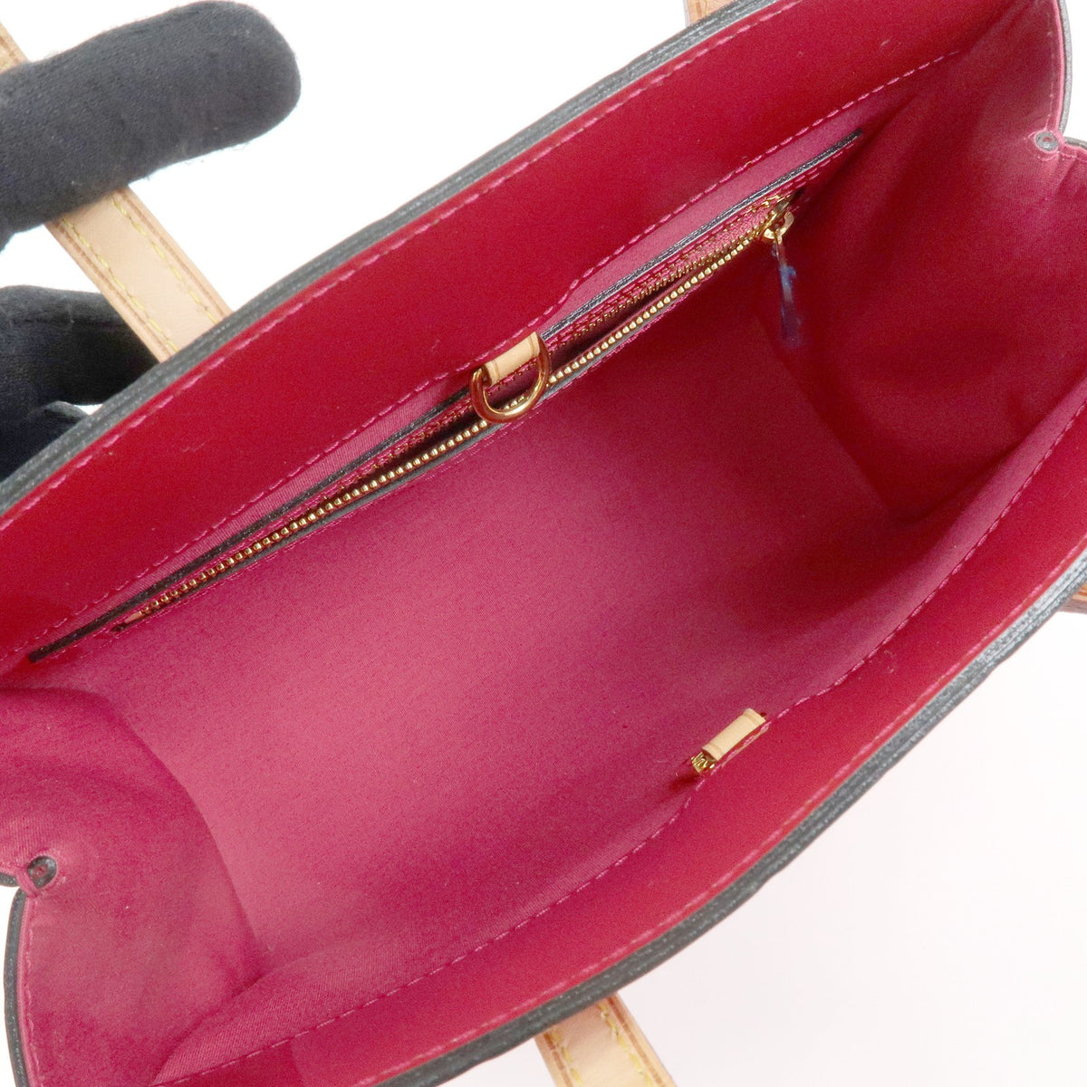 Louis Vuitton Catalina Monogram Vernis, Red, Patent Leather, Handbag